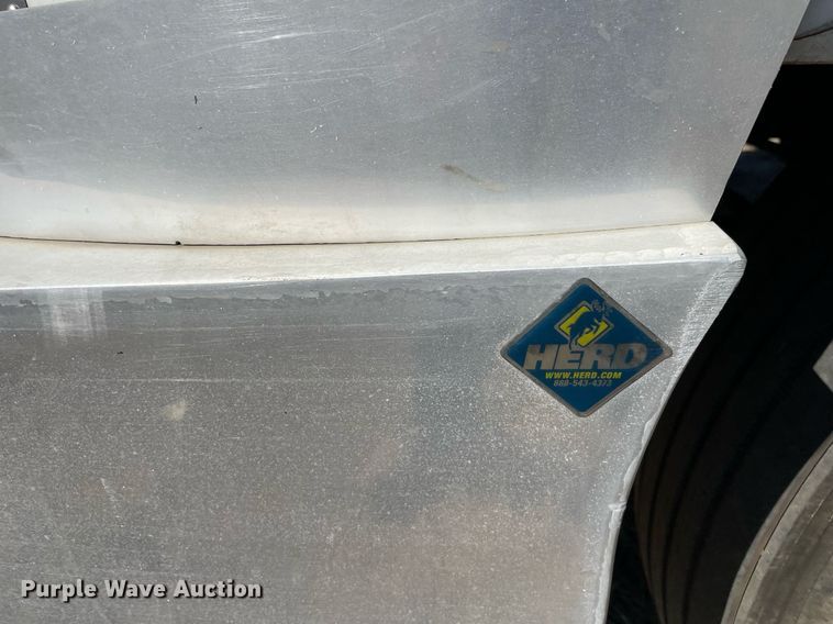 image for item NX9806 2006 Kenworth T600  semi truck