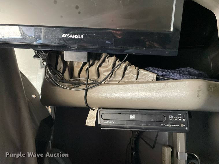 image for item NX9806 2006 Kenworth T600  semi truck