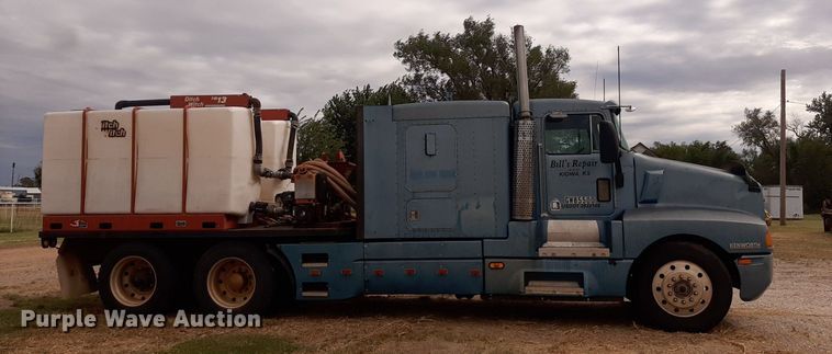 image for item OF9520 1993 Kenworth T600B  flatbed truck