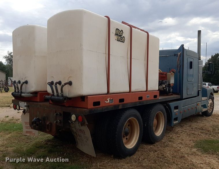 image for item OF9520 1993 Kenworth T600B  flatbed truck