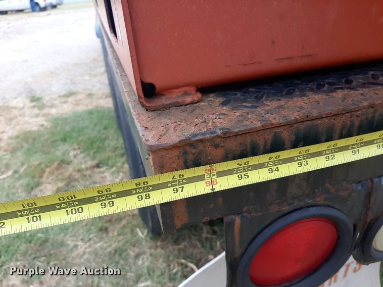 image for item OF9520 1993 Kenworth T600B  flatbed truck