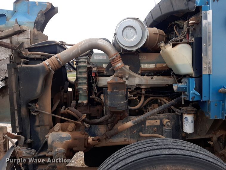 image for item OF9520 1993 Kenworth T600B  flatbed truck