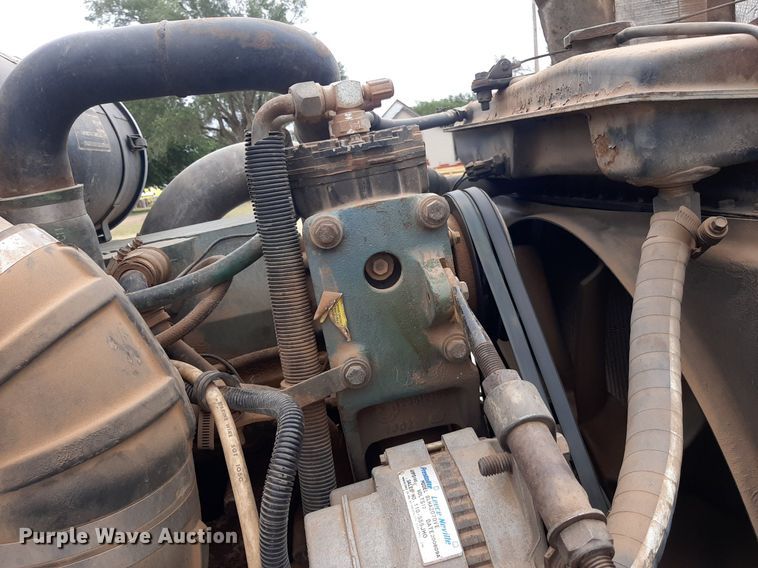 image for item OF9520 1993 Kenworth T600B  flatbed truck