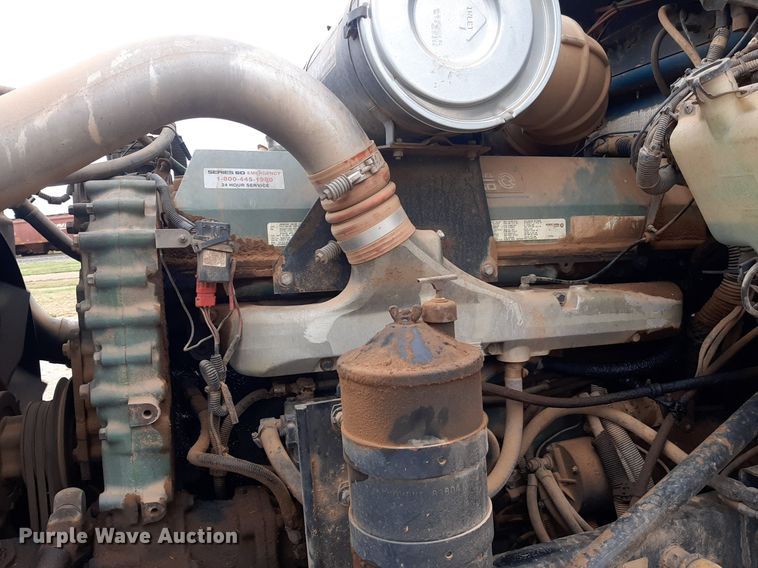 image for item OF9520 1993 Kenworth T600B  flatbed truck