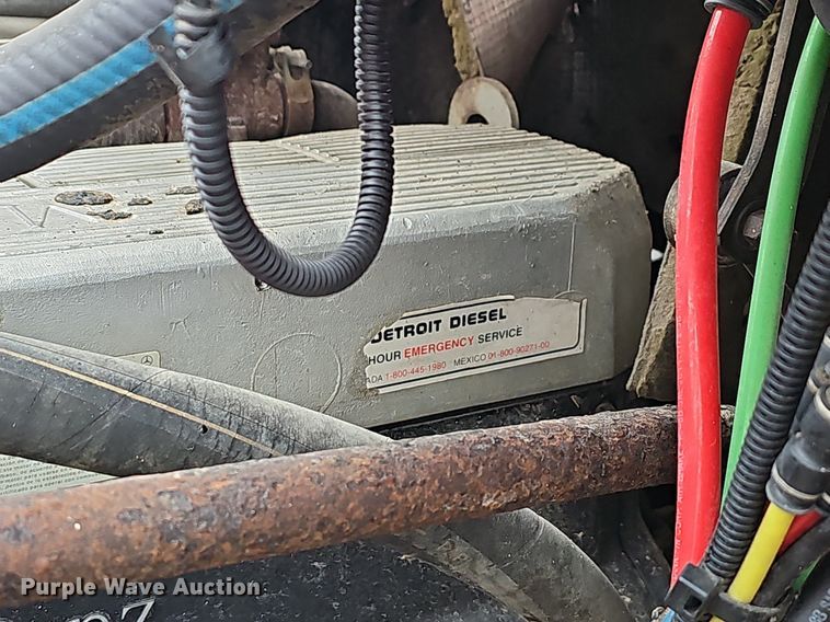 image for item OG9491 2007 Freightliner Columbia 120  semi truck