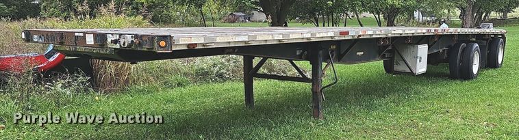 image for item OG9497 1999 Wabash  flatbed trailer