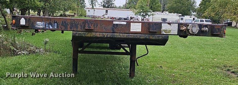 image for item OG9497 1999 Wabash  flatbed trailer