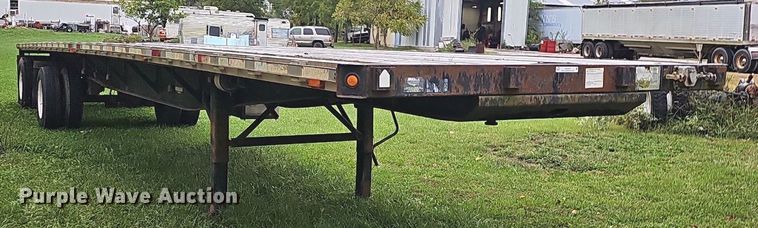 image for item OG9497 1999 Wabash  flatbed trailer