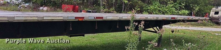 image for item OG9497 1999 Wabash  flatbed trailer