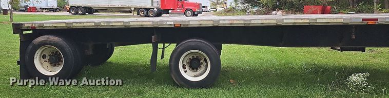 image for item OG9497 1999 Wabash  flatbed trailer