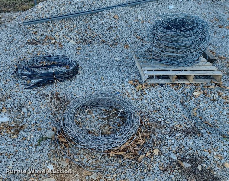 image for item DI3017 Chain link fence materials