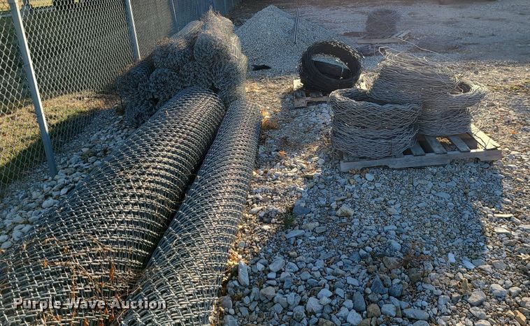 image for item DI3017 Chain link fence materials