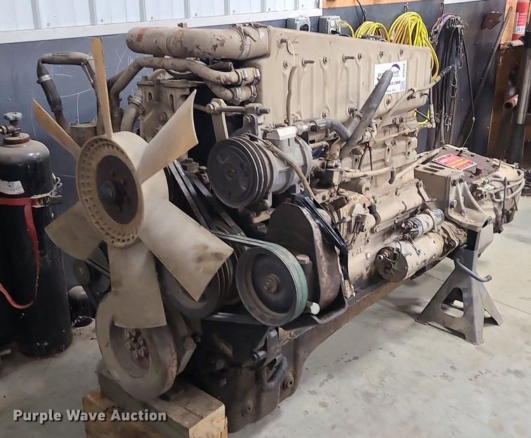 image for item DI3019 Cummins  engine