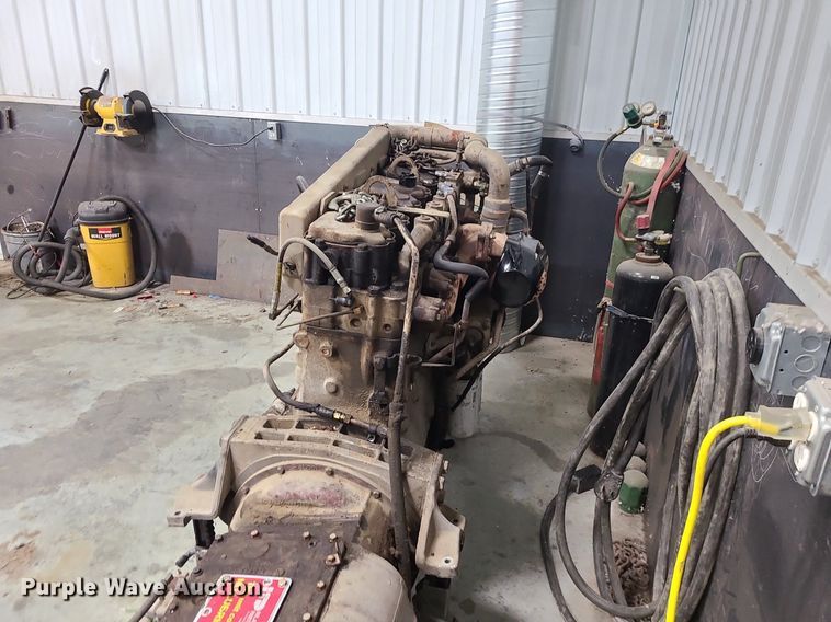 image for item DI3019 Cummins  engine