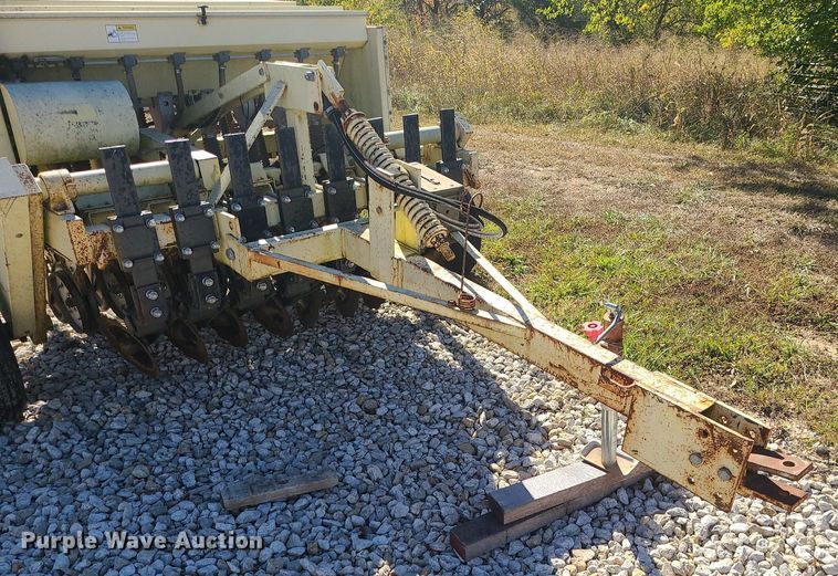 image for item DI3022 Traux FLX-88  grain drill