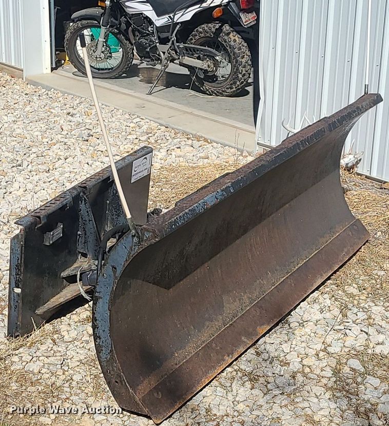 image for item DI3025 Bobcat 72 Snowblade  skid steer snow plow