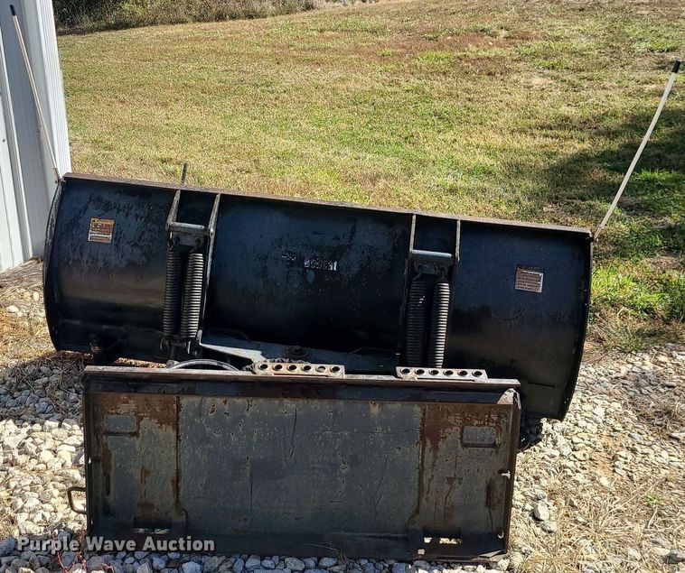 image for item DI3025 Bobcat 72 Snowblade  skid steer snow plow