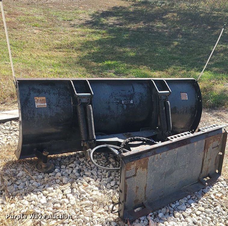 image for item DI3025 Bobcat 72 Snowblade  skid steer snow plow