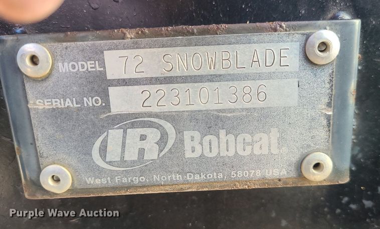 image for item DI3025 Bobcat 72 Snowblade  skid steer snow plow