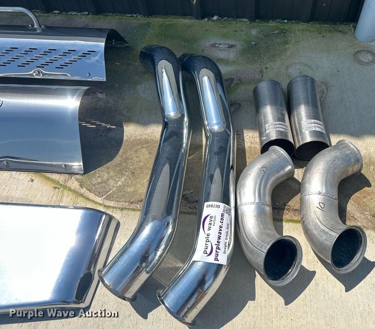 image for item DI7945 Perterbilt parts