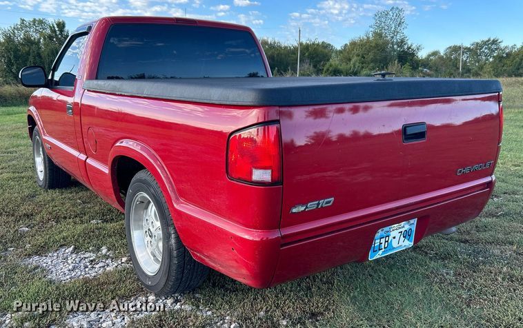 image for item DJ6349 1996 Chevrolet S10  pickup truck