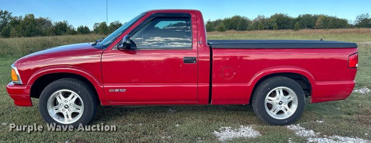 image for item DJ6349 1996 Chevrolet S10  pickup truck