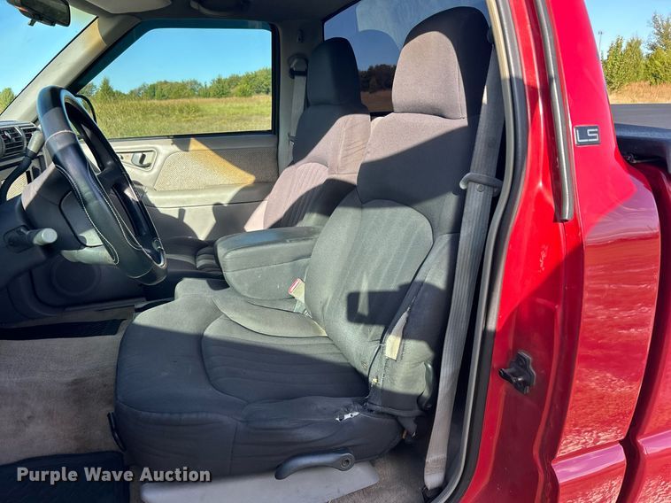 image for item DJ6349 1996 Chevrolet S10  pickup truck