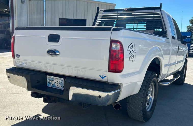image for item DJ6350 2015 Ford F250 Super Duty  SuperCab pickup truck