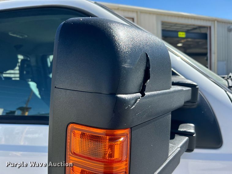 image for item DJ6350 2015 Ford F250 Super Duty  SuperCab pickup truck