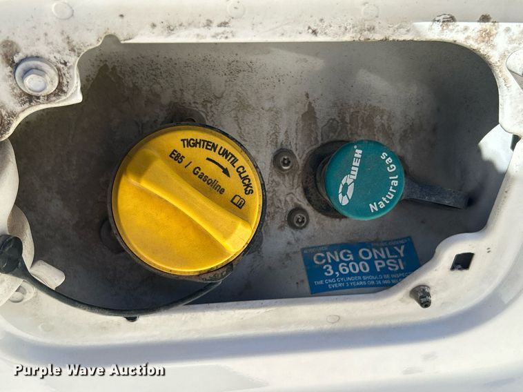 image for item DJ6350 2015 Ford F250 Super Duty  SuperCab pickup truck