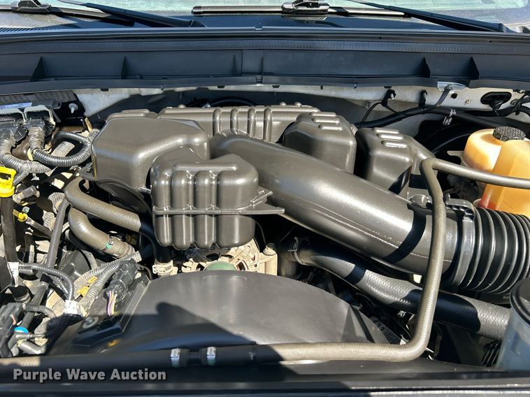 image for item DJ6350 2015 Ford F250 Super Duty  SuperCab pickup truck