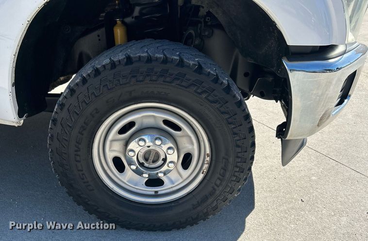 image for item DJ6350 2015 Ford F250 Super Duty  SuperCab pickup truck