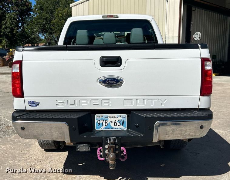 image for item DJ6352 2014 Ford F250 Super Duty  Crew Cab pickup truck