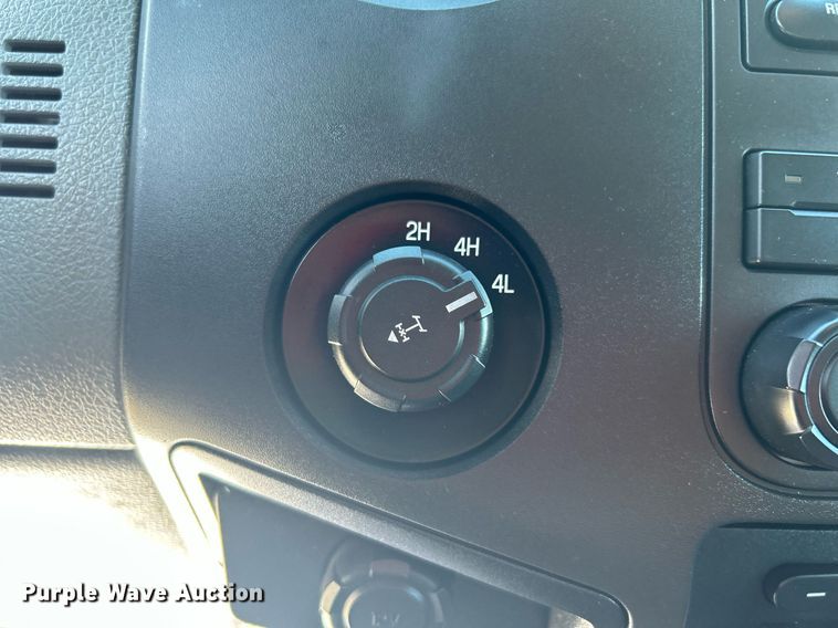 image for item DJ6352 2014 Ford F250 Super Duty  Crew Cab pickup truck