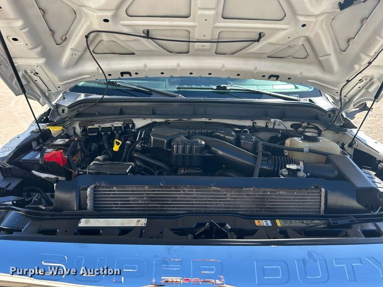 image for item DJ6352 2014 Ford F250 Super Duty  Crew Cab pickup truck