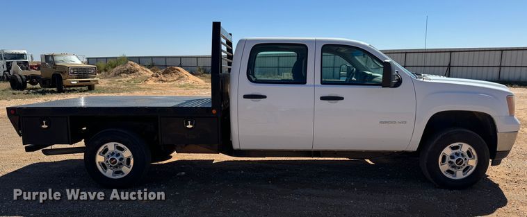image for item DK2569 2012 GMC Sierra 2500HD  Crew Cab flatbed pickup truck