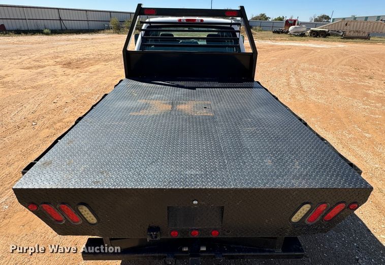 image for item DK2569 2012 GMC Sierra 2500HD  Crew Cab flatbed pickup truck