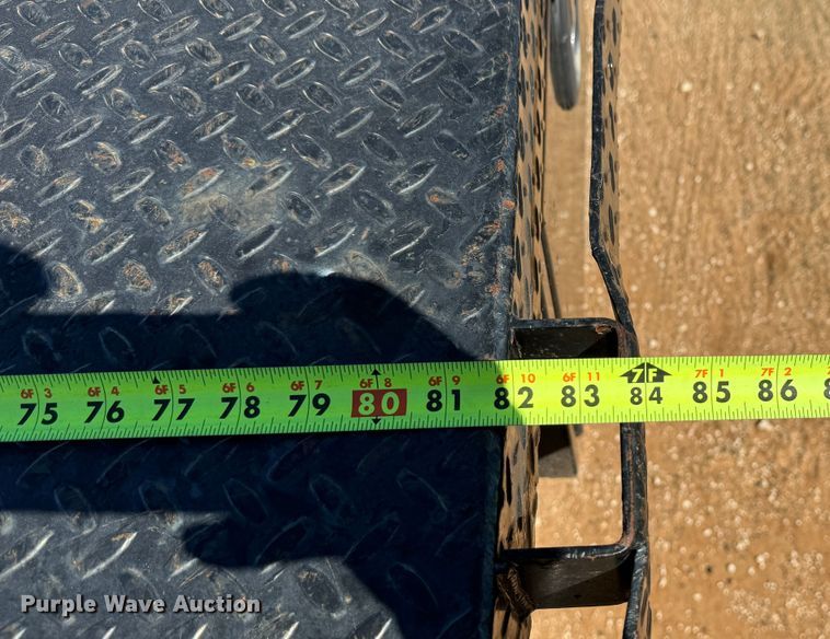 image for item DK2569 2012 GMC Sierra 2500HD  Crew Cab flatbed pickup truck