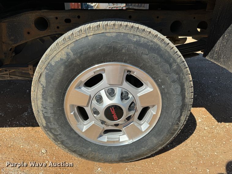 image for item DK2569 2012 GMC Sierra 2500HD  Crew Cab flatbed pickup truck