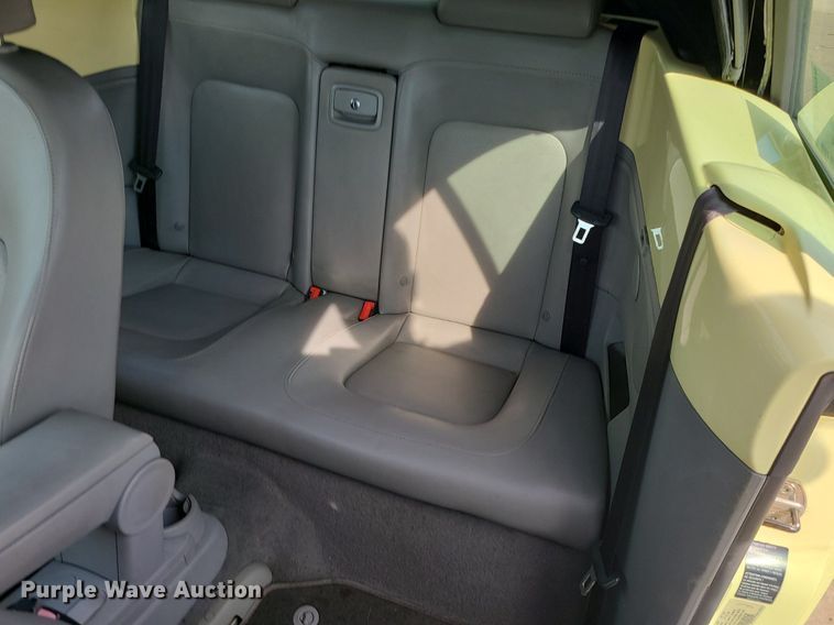 image for item DK4098 2006 Volkswagen Beetle  convertible