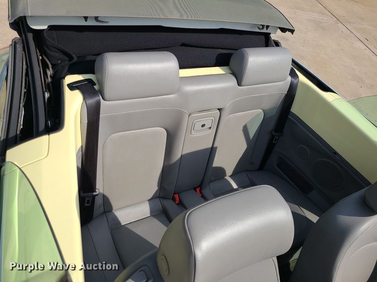 image for item DK4098 2006 Volkswagen Beetle  convertible
