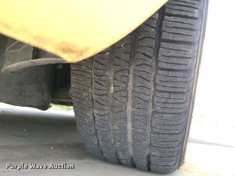 image for item DK4098 2006 Volkswagen Beetle  convertible