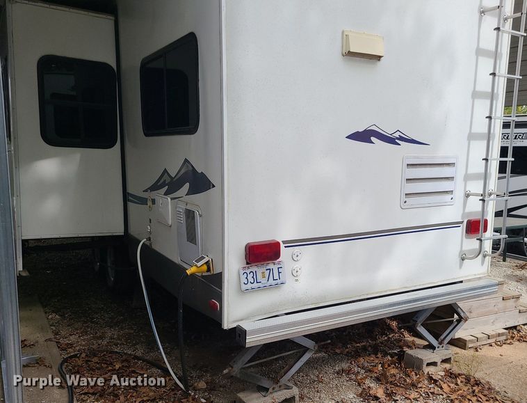 image for item DK4101 2007 Forest River Sierra  camper