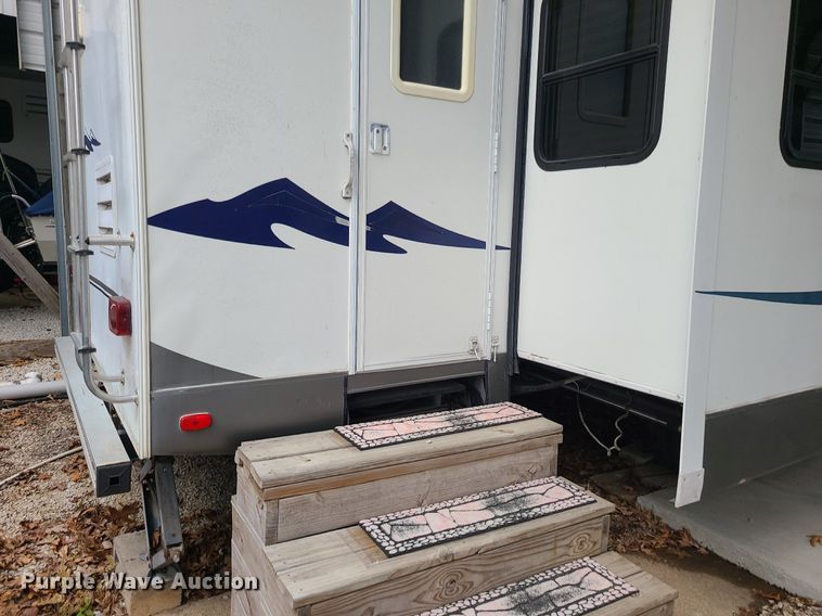 image for item DK4101 2007 Forest River Sierra  camper