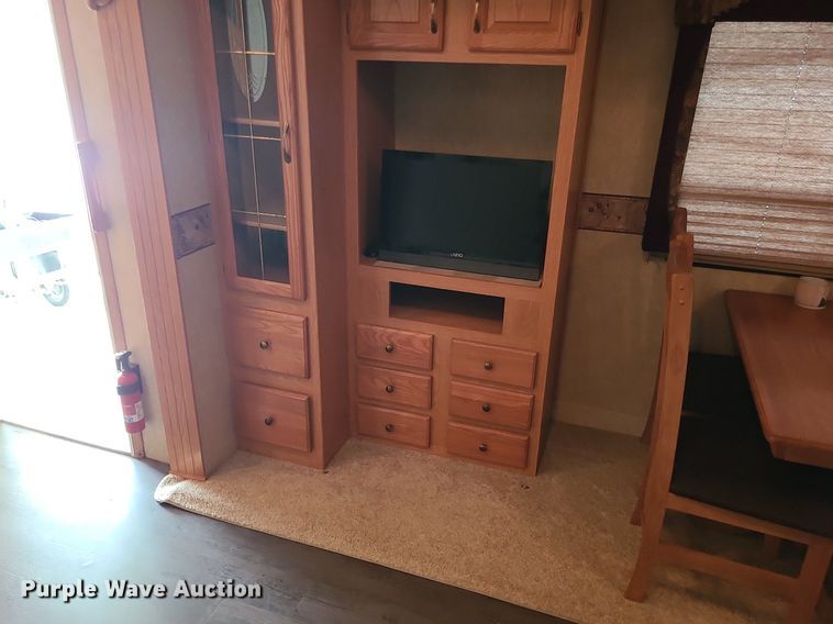 image for item DK4101 2007 Forest River Sierra  camper