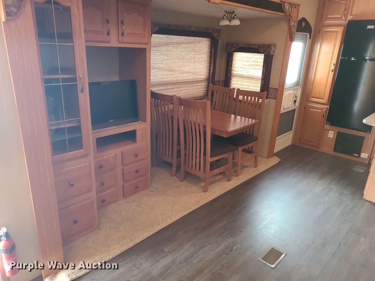 image for item DK4101 2007 Forest River Sierra  camper