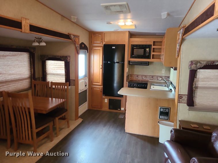 image for item DK4101 2007 Forest River Sierra  camper