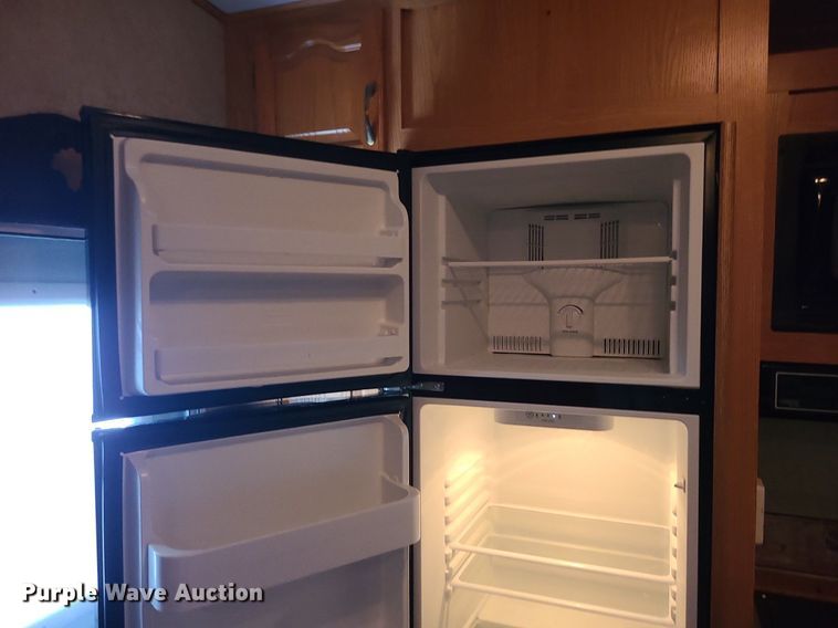 image for item DK4101 2007 Forest River Sierra  camper