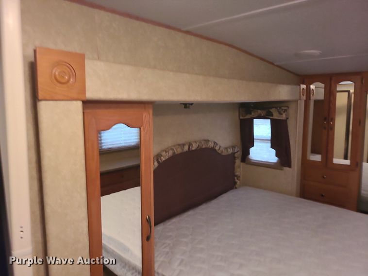 image for item DK4101 2007 Forest River Sierra  camper