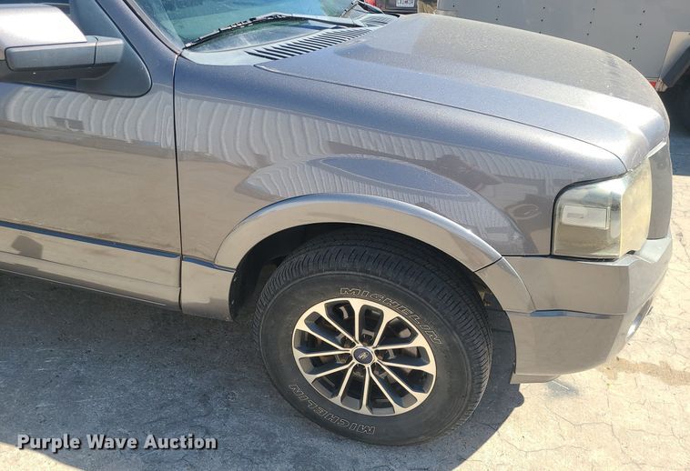image for item DK4105 2010 Ford Expedition  SUV